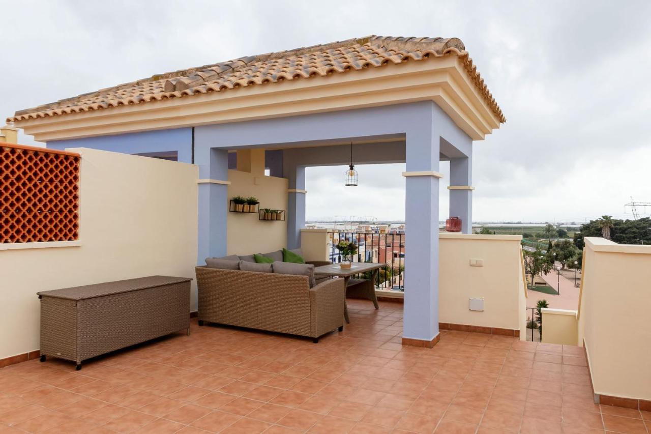 Atico Con Terraza-Solarium Y Piscina 4-6 Personas Wifi A/C Apartment Roda Ngoại thất bức ảnh