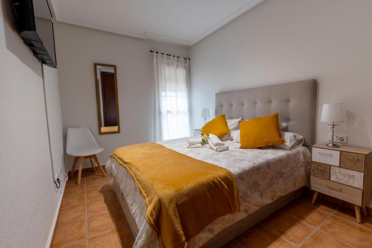 Atico Con Terraza-Solarium Y Piscina 4-6 Personas Wifi A/C Apartment Roda Ngoại thất bức ảnh