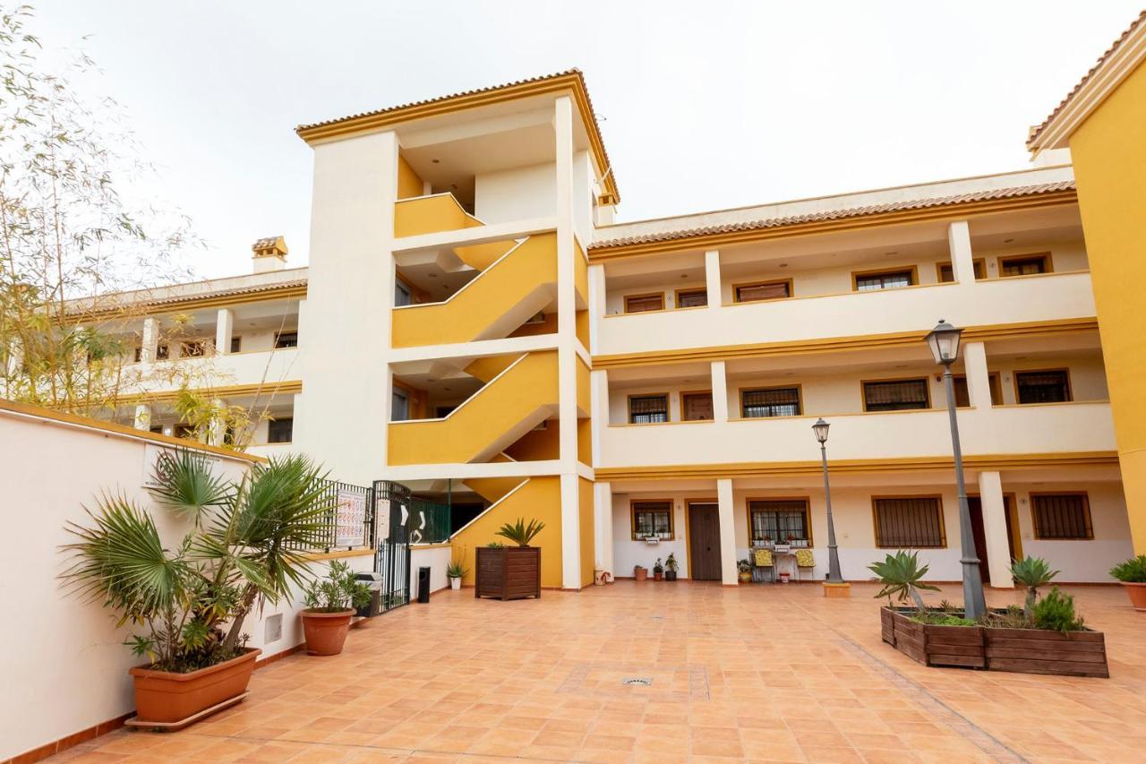 Atico Con Terraza-Solarium Y Piscina 4-6 Personas Wifi A/C Apartment Roda Ngoại thất bức ảnh