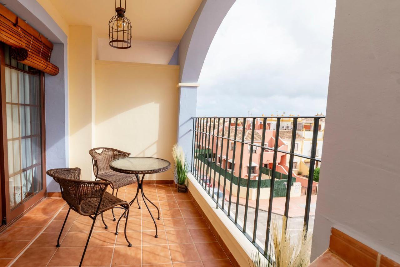 Atico Con Terraza-Solarium Y Piscina 4-6 Personas Wifi A/C Apartment Roda Ngoại thất bức ảnh