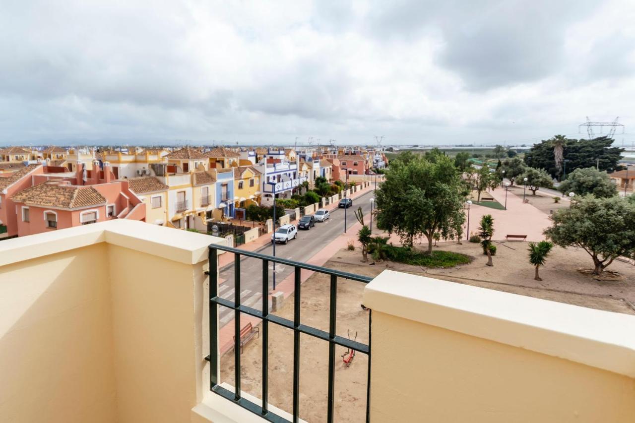 Atico Con Terraza-Solarium Y Piscina 4-6 Personas Wifi A/C Apartment Roda Ngoại thất bức ảnh